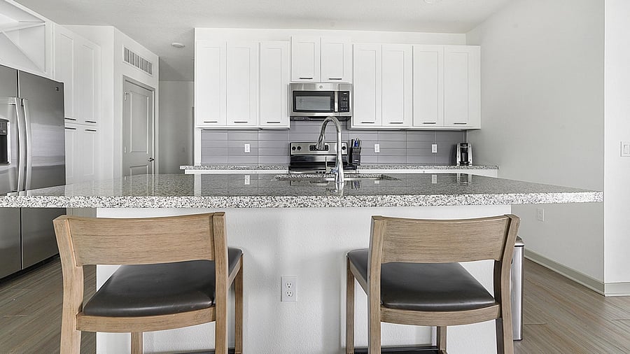 Furnished Finder property 1010557_15 photo 4