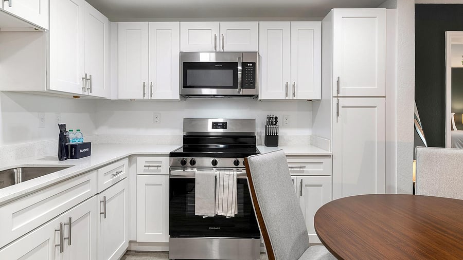 Furnished Finder property 1010564_14 photo 6