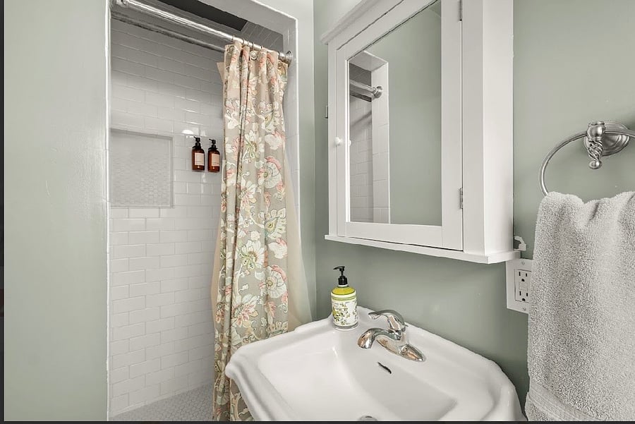Furnished Finder property 1010568_1 photo 10