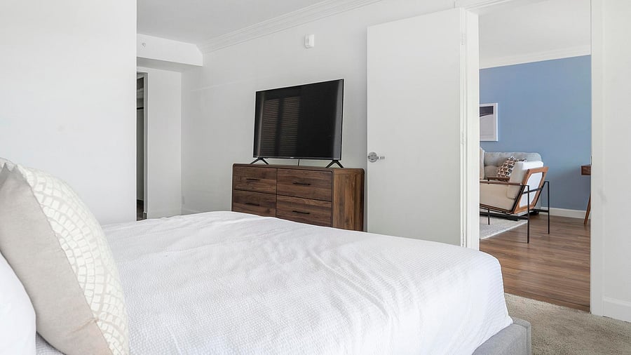 Furnished Finder property 1010574_11 photo 10