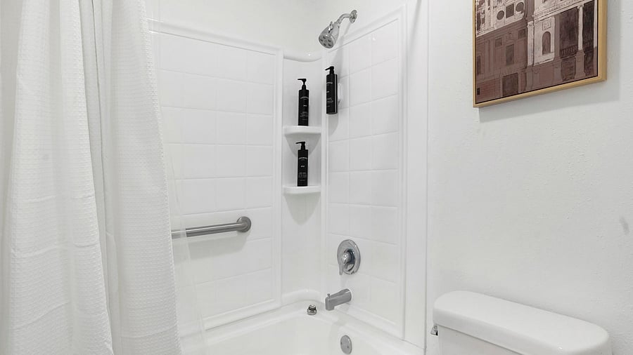 Furnished Finder property 1010574_15 photo 13