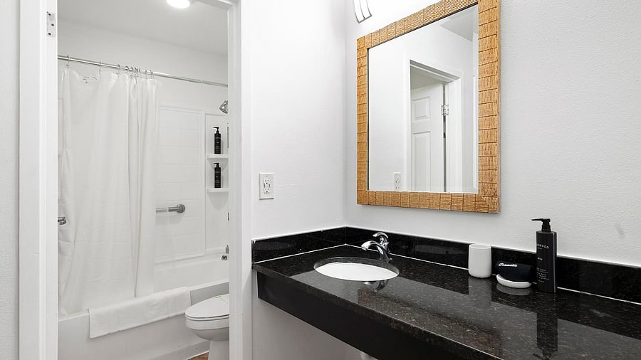 Furnished Finder property 1010574_15 photo 12