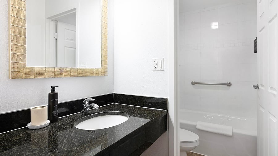Furnished Finder property 1010574_17 photo 13