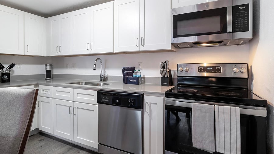 Furnished Finder property 1010574_17 photo 5