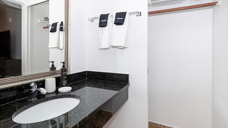 Furnished Finder property 1010574_3 photo 12