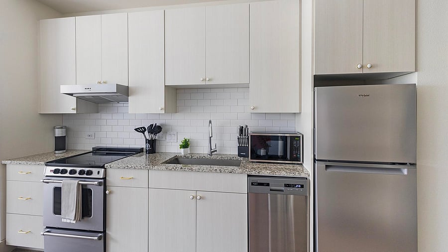 Furnished Finder property 1010576_13 photo 4