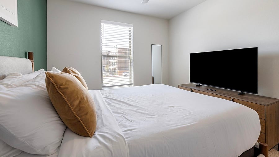 Furnished Finder property 1010582_11 photo 20