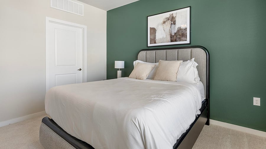 Furnished Finder property 1010582_11 photo 16