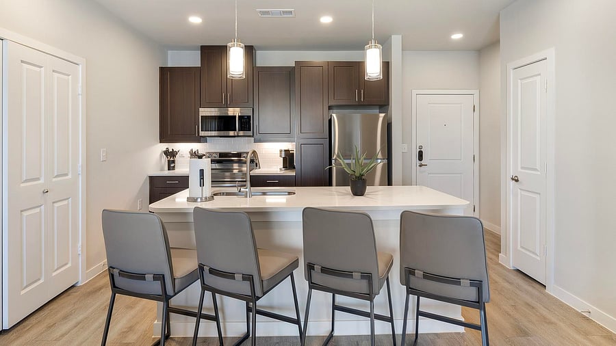 Furnished Finder property 1010582_11 photo 14