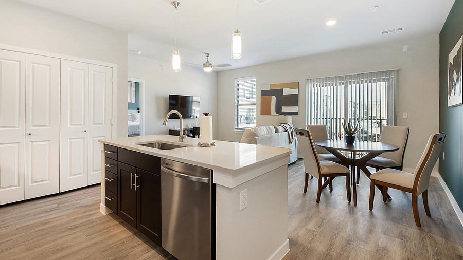 Furnished Finder property 1010582_12 photo 8