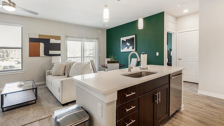 Furnished Finder property 1010582_12 photo 7