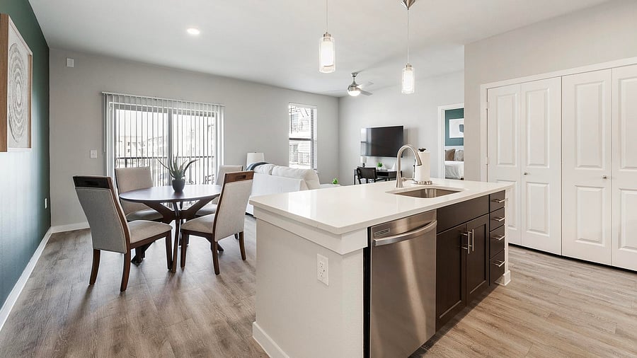 Furnished Finder property 1010582_14 photo 6