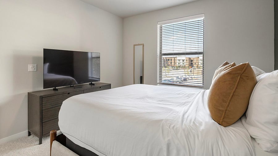 Furnished Finder property 1010582_14 photo 13