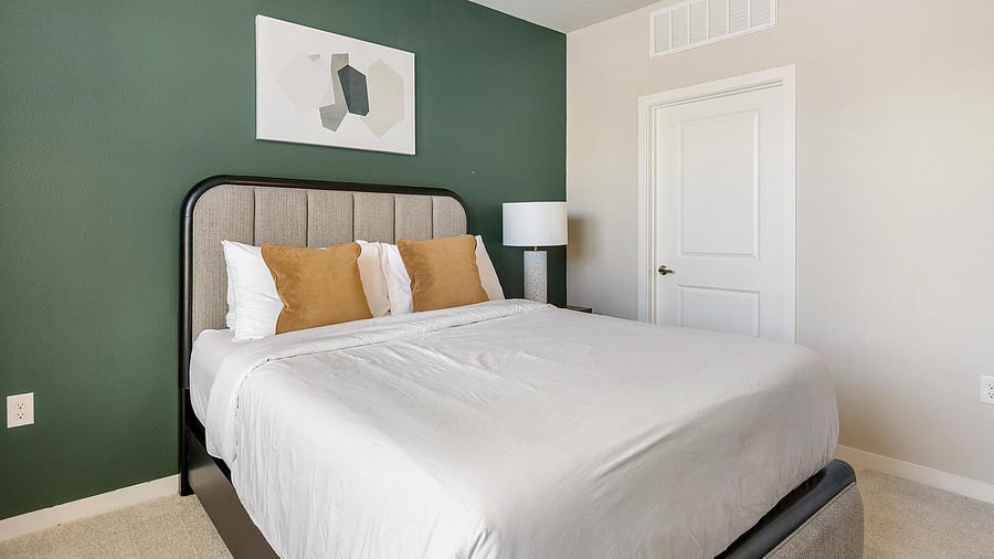 Furnished Finder property 1010582_15 photo 13