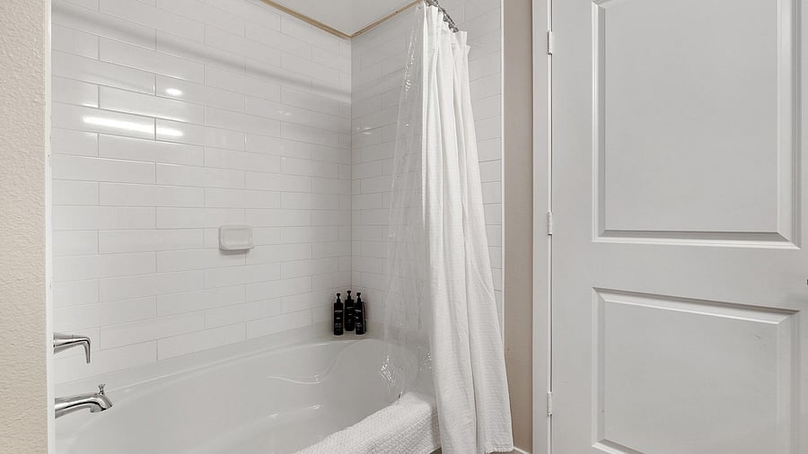 Furnished Finder property 1010582_15 photo 16