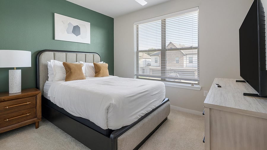 Furnished Finder property 1010582_15 photo 9