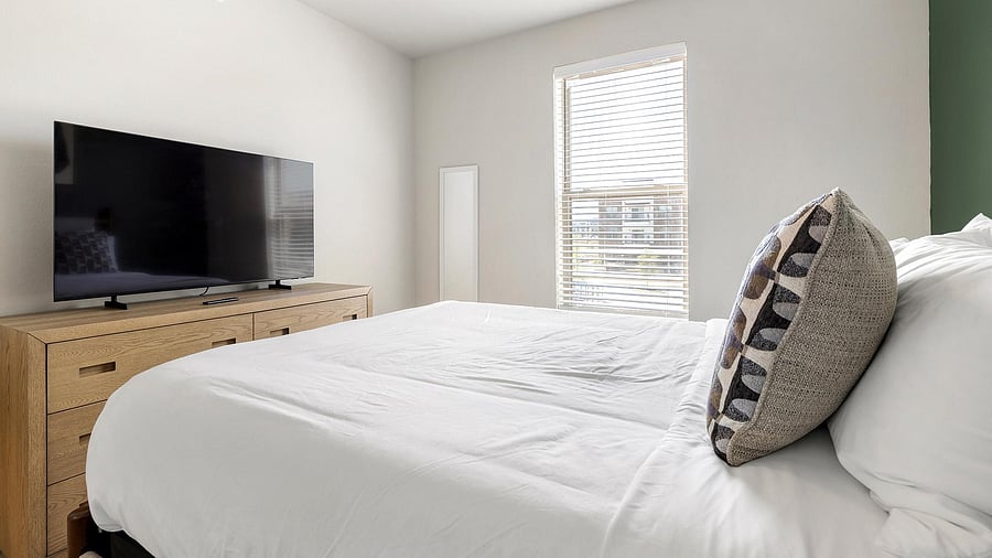 Furnished Finder property 1010582_8 photo 10