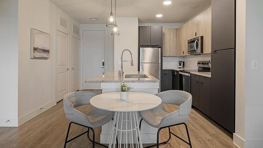 Furnished Finder property 1010584_11 photo 4