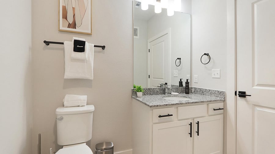 Furnished Finder property 1010585_28 photo 11