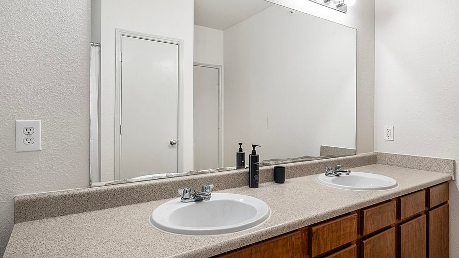 Furnished Finder property 1010616_4 photo 17