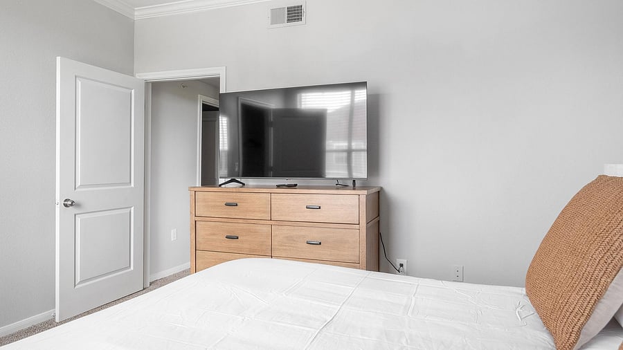 Furnished Finder property 1010617_4 photo 11