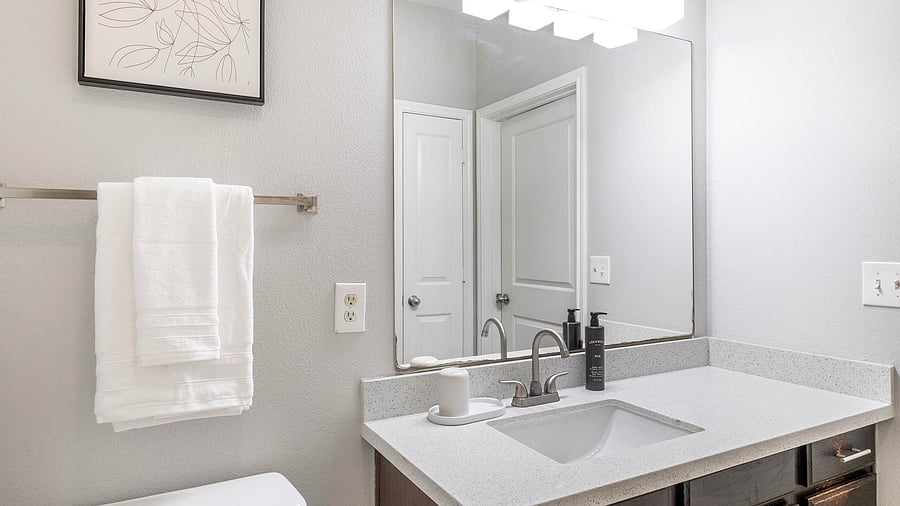 Furnished Finder property 1010617_7 photo 15