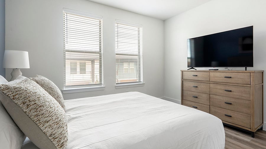 Furnished Finder property 1010633_36 photo 25
