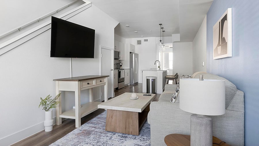 Furnished Finder property 1010633_36 photo 4