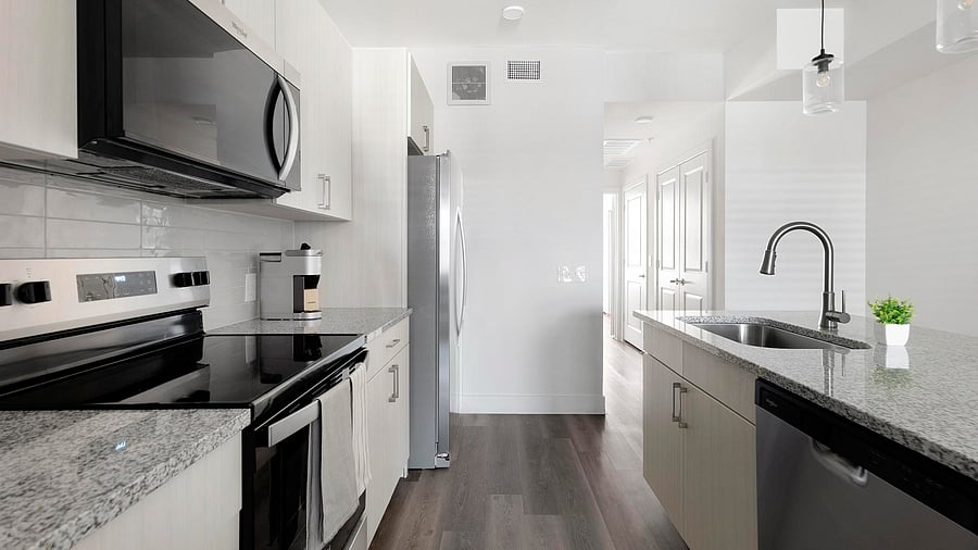 Furnished Finder property 1010633_36 photo 13