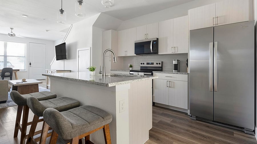 Furnished Finder property 1010633_36 photo 16