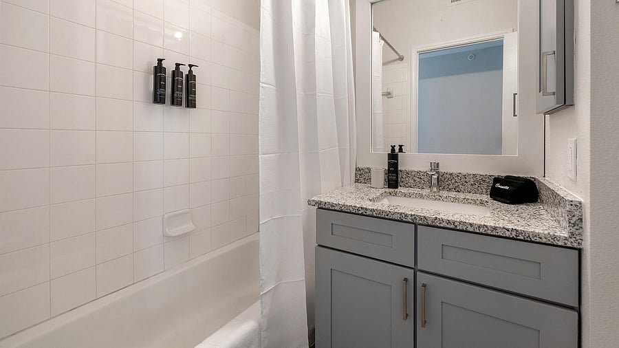 Furnished Finder property 1010652_14 photo 14
