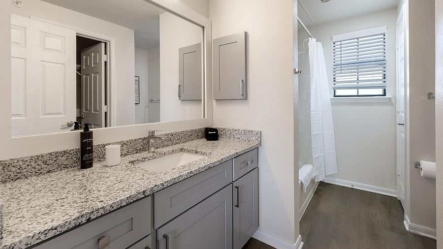 Furnished Finder property 1010652_4 photo 12