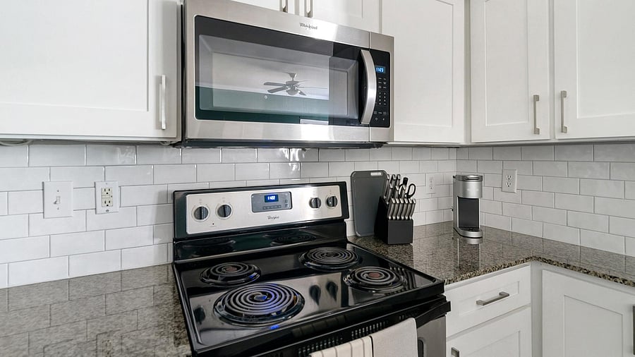 Furnished Finder property 1010666_13 photo 7