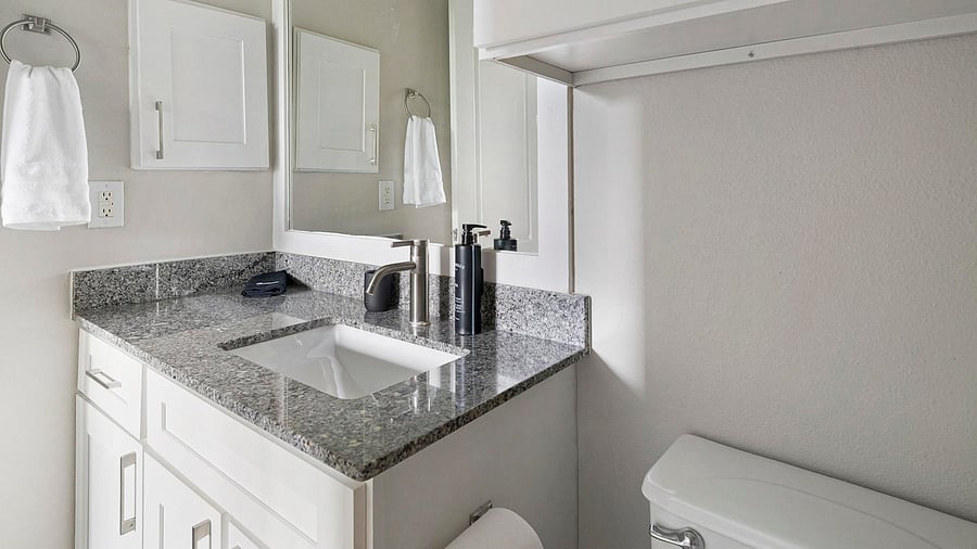 Furnished Finder property 1010666_8 photo 17