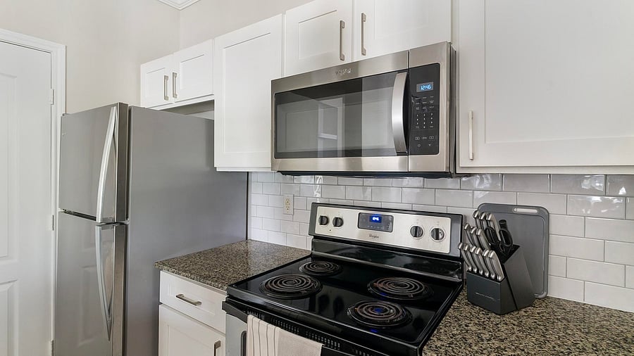Furnished Finder property 1010666_9 photo 7