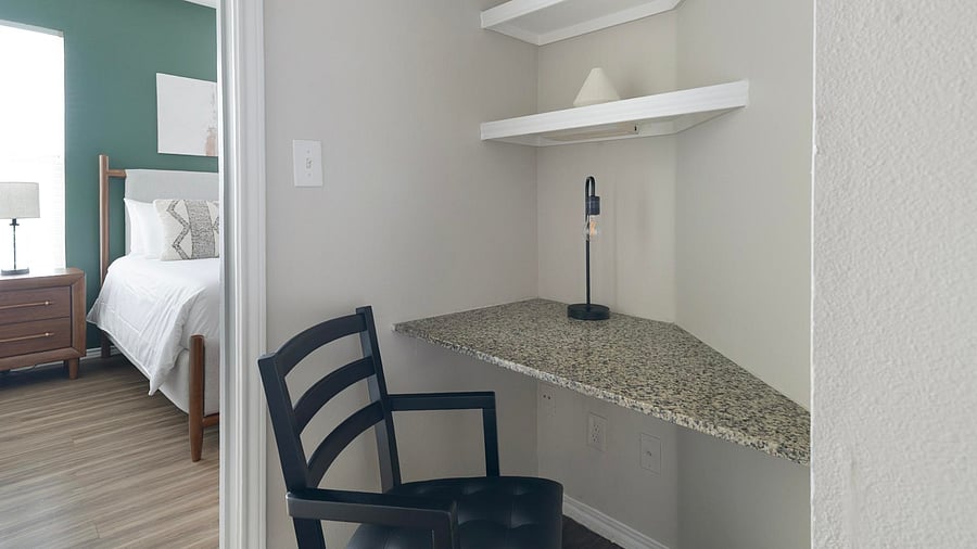 Furnished Finder property 1010666_9 photo 5