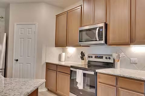 Furnished Finder property 1010667_1 photo 6