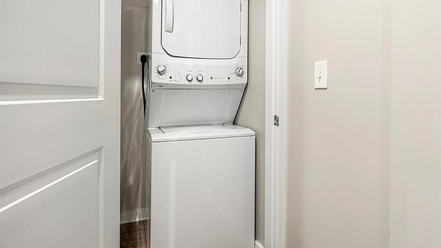 Furnished Finder property 1010672_2 photo 20