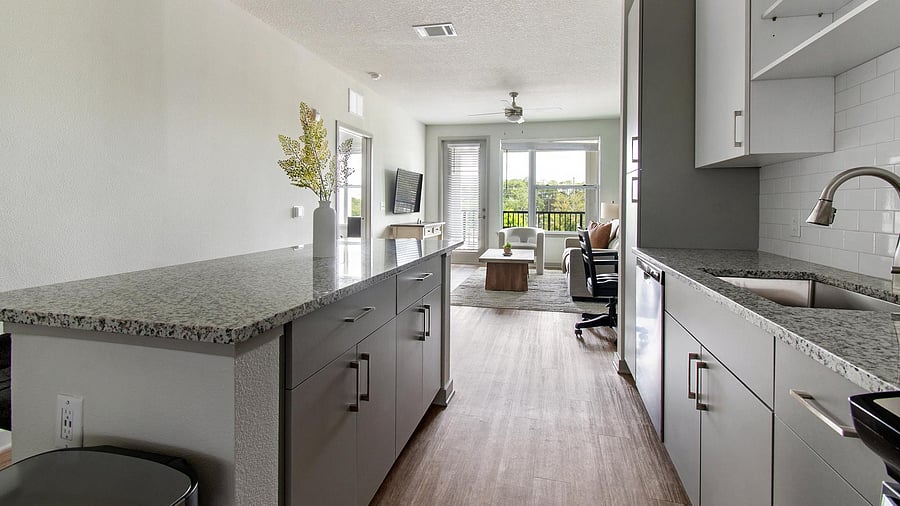 Furnished Finder property 1010676_7 photo 9