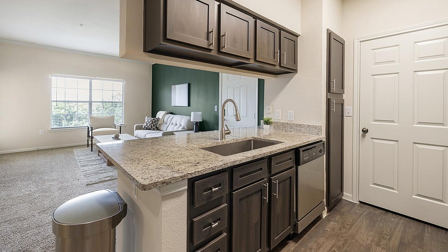 Furnished Finder property 1010677_1 photo 6