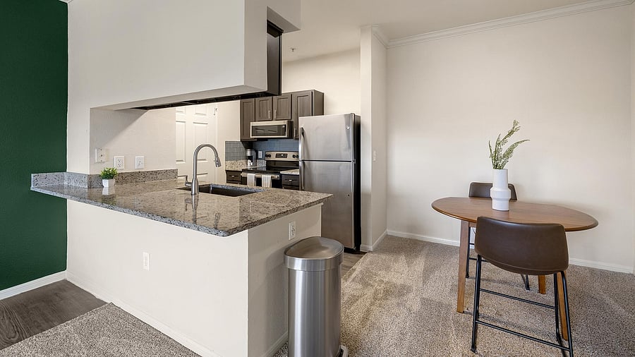 Furnished Finder property 1010677_1 photo 4