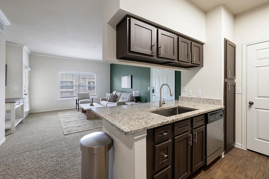 Furnished Finder property 1010677_2 photo 6