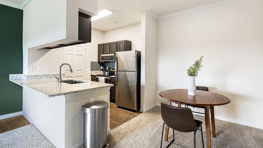 Furnished Finder property 1010677_3 photo 5