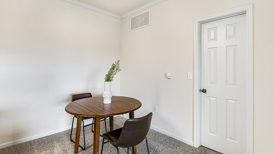 Furnished Finder property 1010677_3 photo 4