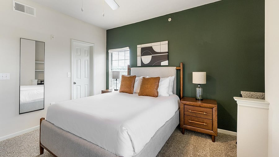Furnished Finder property 1010677_3 photo 10