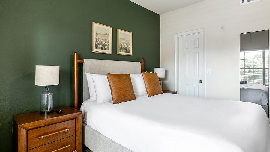 Furnished Finder property 1010677_5 photo 9