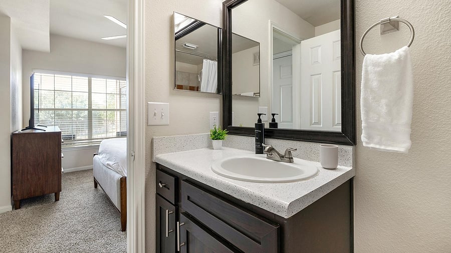 Furnished Finder property 1010677_5 photo 11