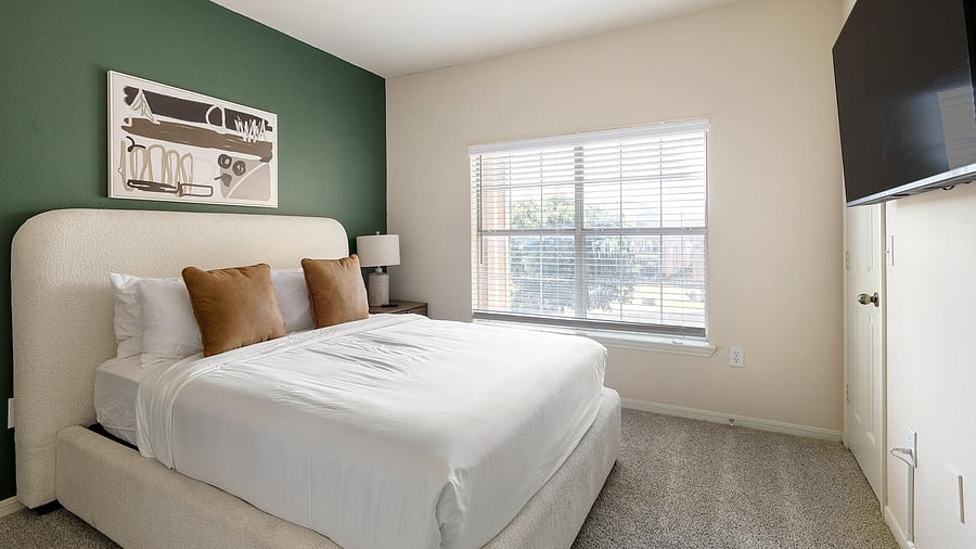 Furnished Finder property 1010677_8 photo 11