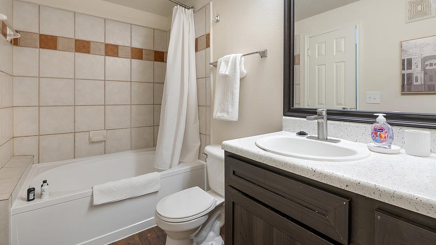 Furnished Finder property 1010677_8 photo 14