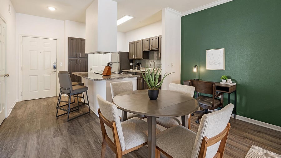 Furnished Finder property 1010677_9 photo 5